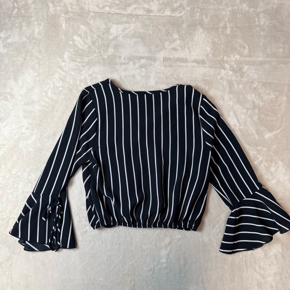 Papermoon Black & White Striped Cropped Wrap Blouse Bell Sleeve Top Size M - Picture 2 of 8